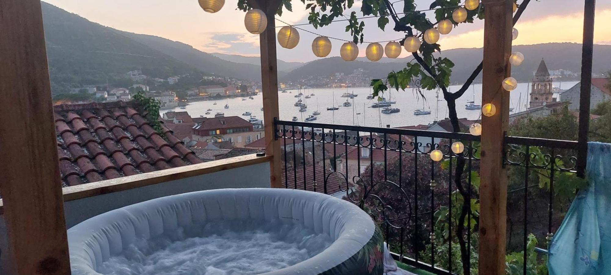 Panoramic View With Jacuzzi Apartment Vis