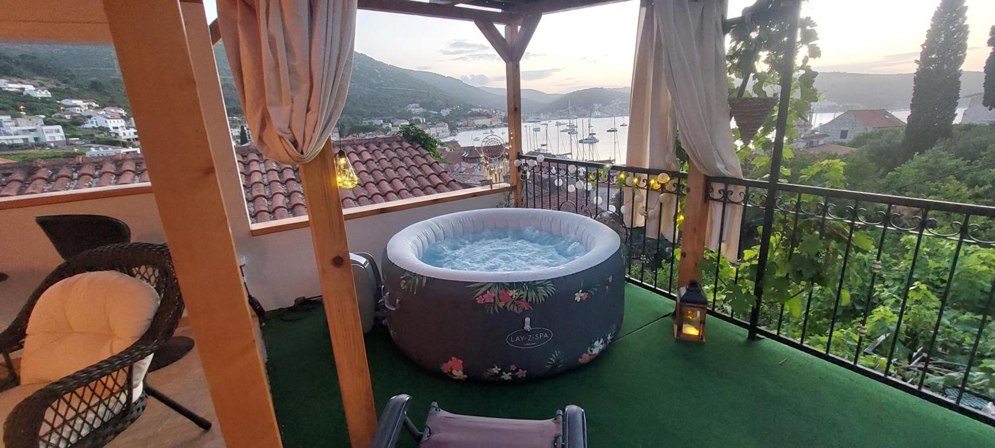 Panoramic View With Jacuzzi Apartment Vis