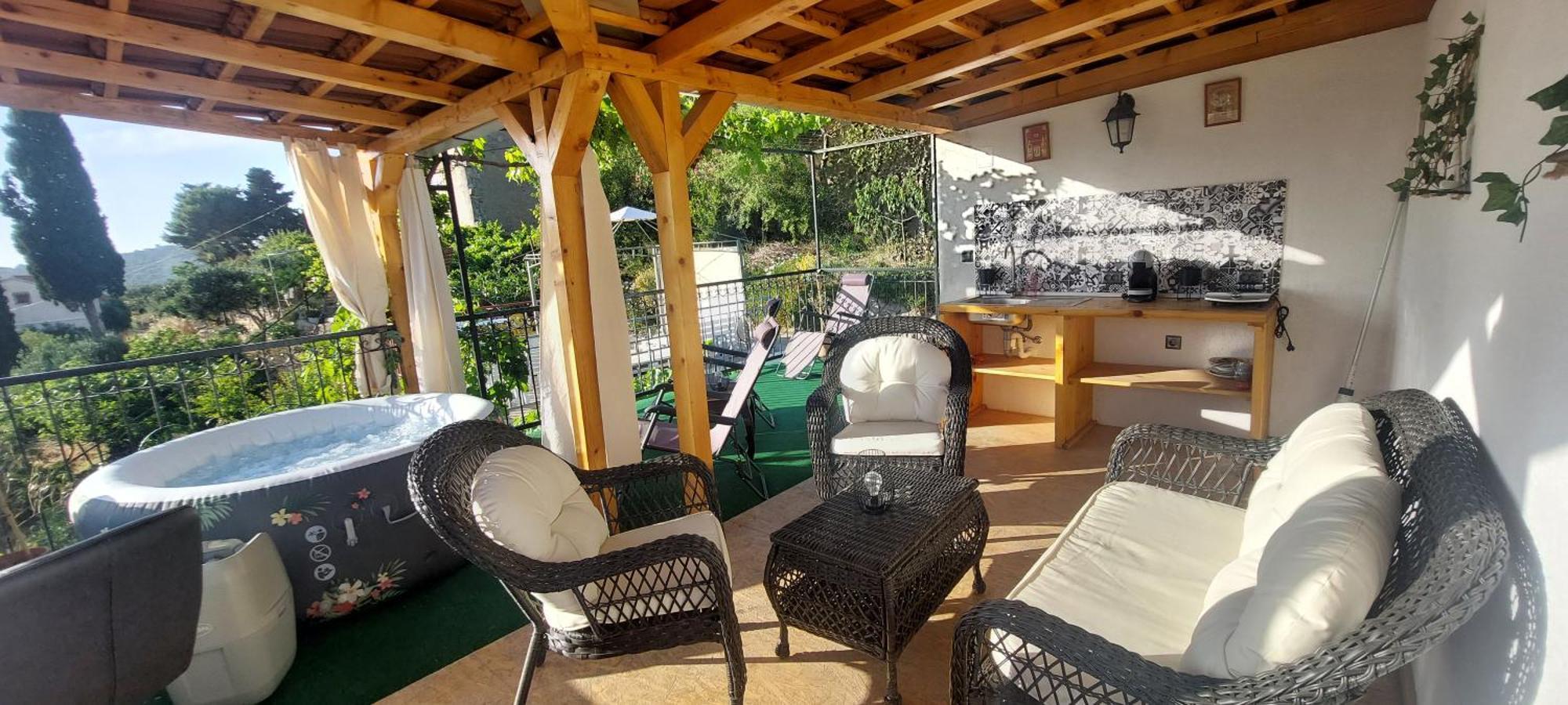 Apartment Panoramic View With Jacuzzi Vis